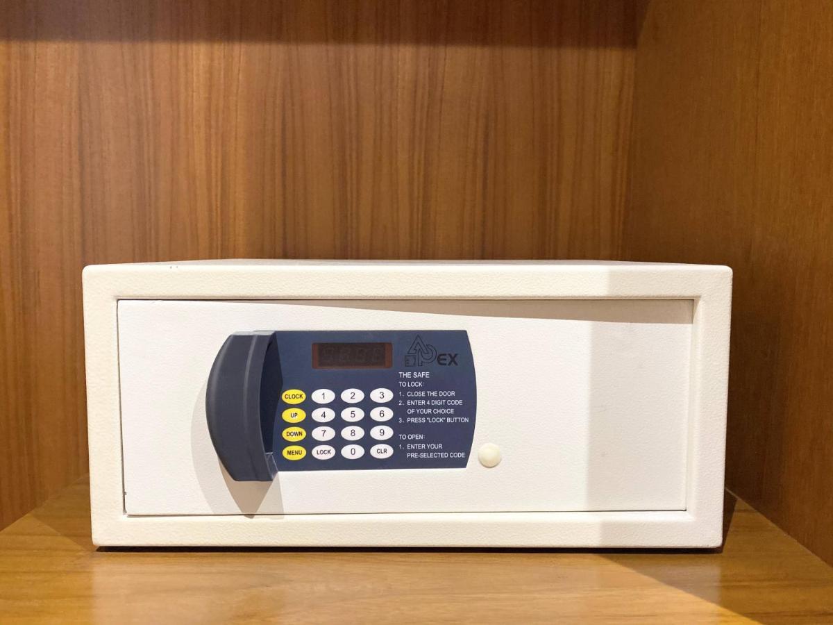 Nt Place Sukhumvit Suites Банкок Екстериор снимка