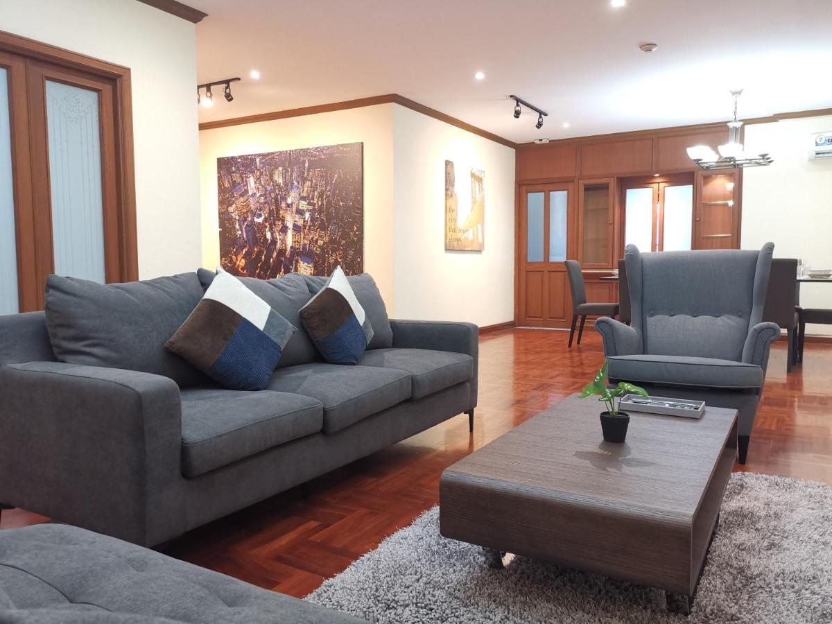 Nt Place Sukhumvit Suites Банкок Екстериор снимка