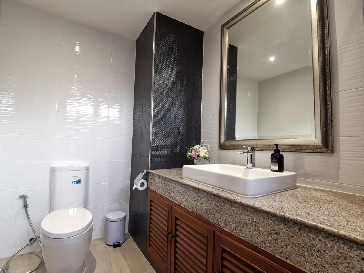 Nt Place Sukhumvit Suites Банкок Екстериор снимка