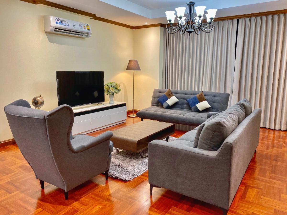 Nt Place Sukhumvit Suites Банкок Екстериор снимка